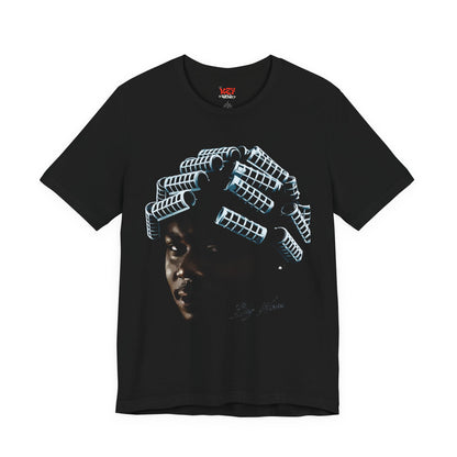 Big worm , Cool Graphic Tee with Retro Vibes for Men and Women